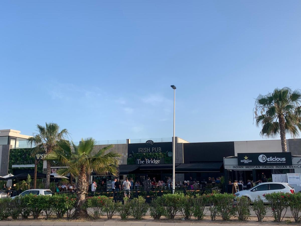 Punta Prima Villa 3 Bedrooms And Solarium Sea View تورّيفيِخا المظهر الخارجي الصورة