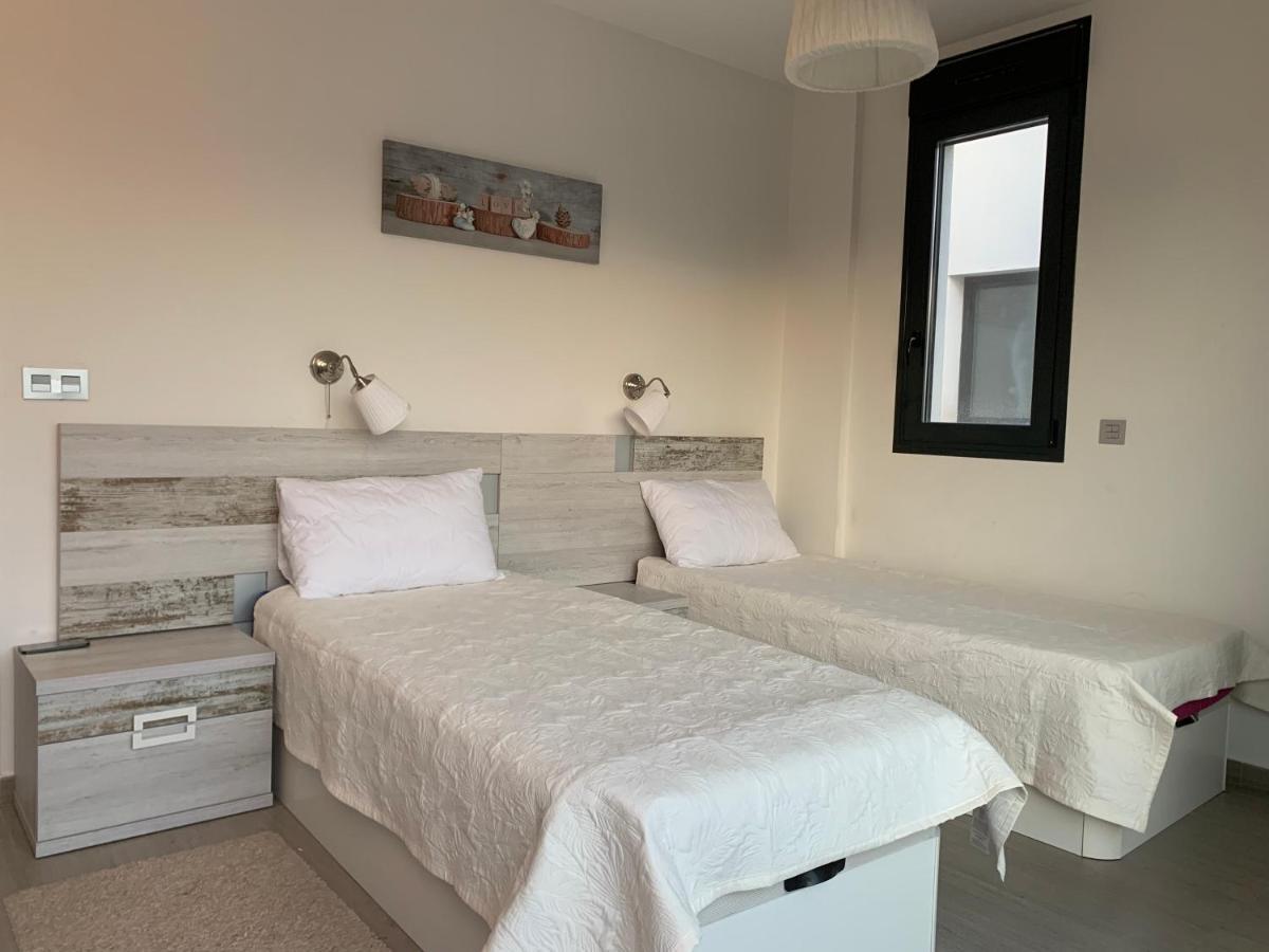 Punta Prima Villa 3 Bedrooms And Solarium Sea View تورّيفيِخا المظهر الخارجي الصورة