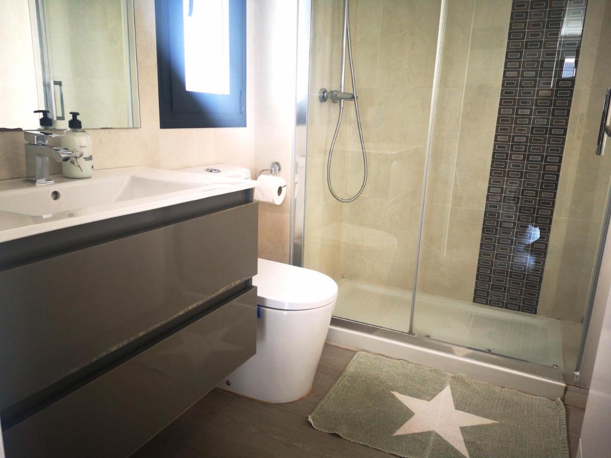 Punta Prima Villa 3 Bedrooms And Solarium Sea View تورّيفيِخا المظهر الخارجي الصورة