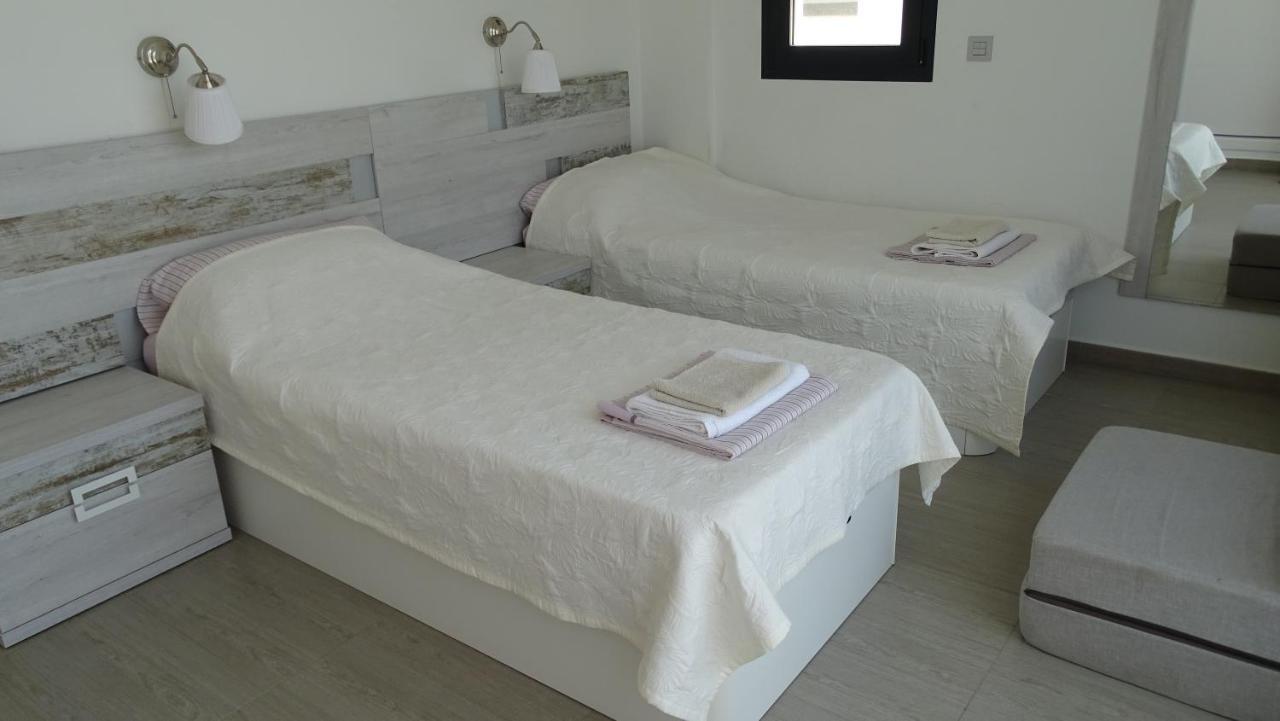 Punta Prima Villa 3 Bedrooms And Solarium Sea View تورّيفيِخا المظهر الخارجي الصورة