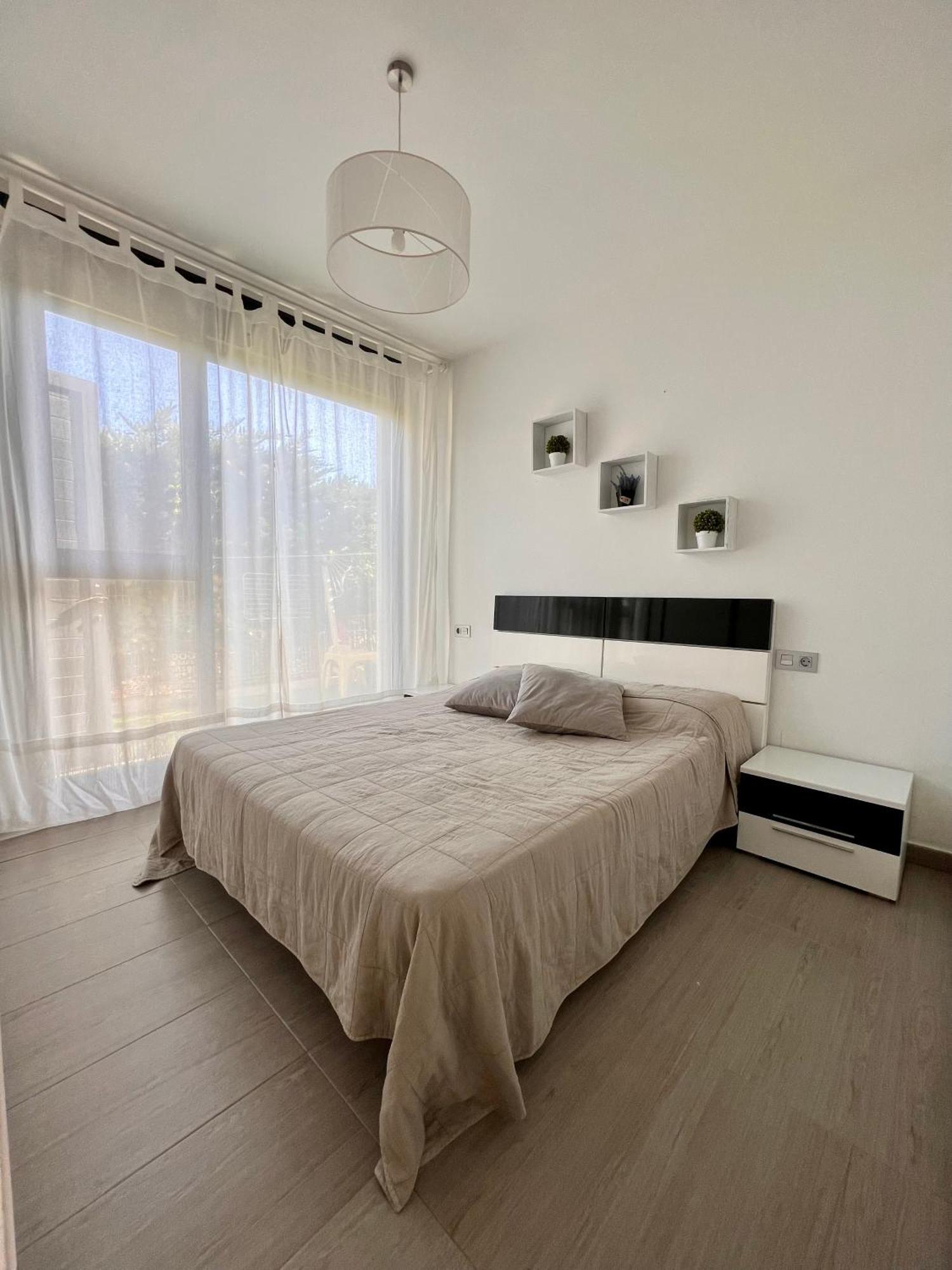 Punta Prima Villa 3 Bedrooms And Solarium Sea View تورّيفيِخا المظهر الخارجي الصورة